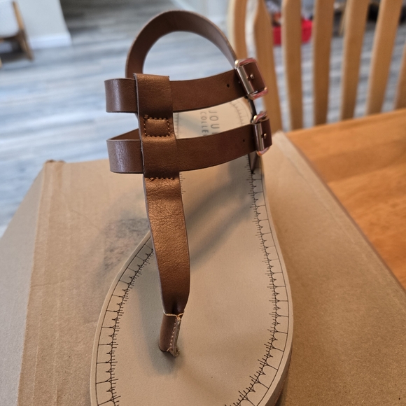 Journee Collection Tan Wedge Sandals - Picture 2 of 7